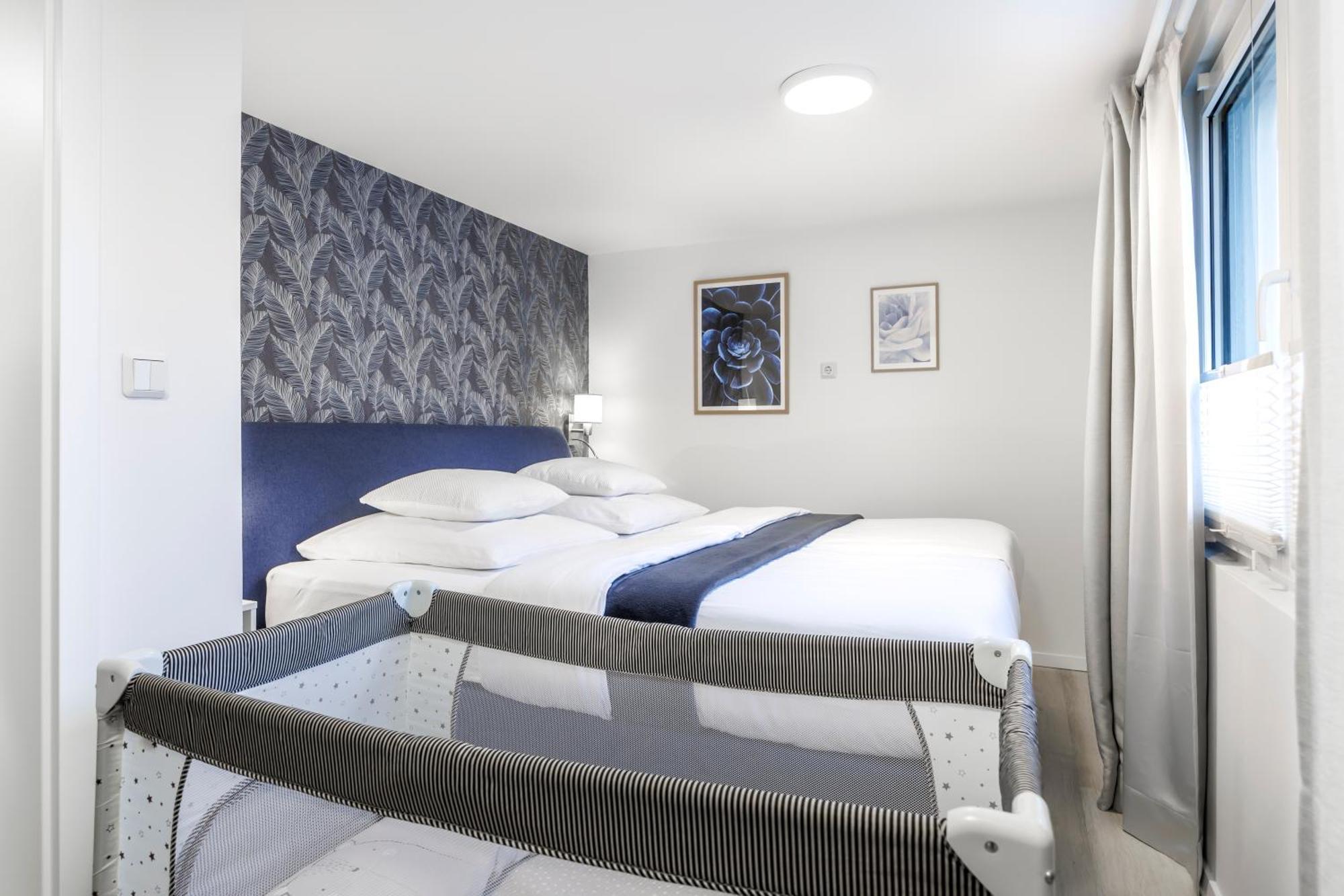 Ferienhaus Waldgefluester 70 Qm I Ueberdachte Terrasse I 2 Schlafzimmer I Strandnah Joachimsthal Dış mekan fotoğraf